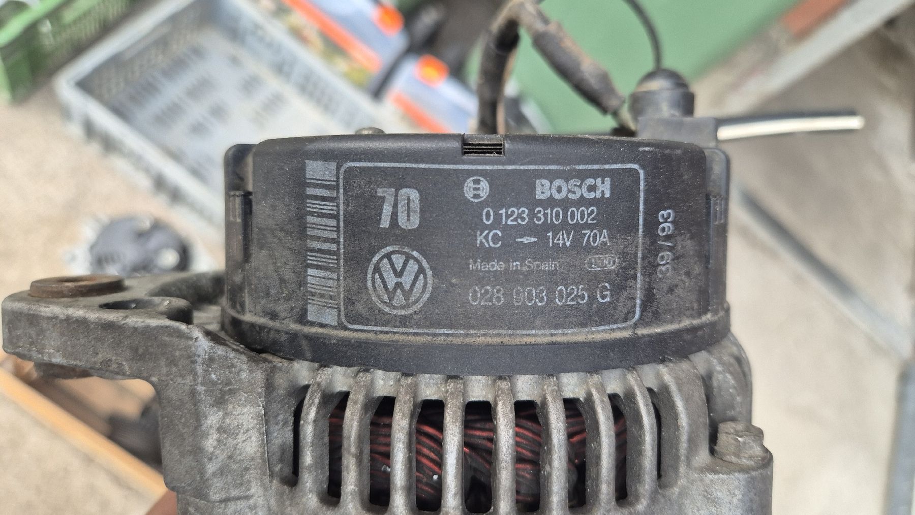 Toutes les pièces auto: 2 Alternatoren – D'occasion à Grüningen par vomivom 1