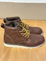 Winterschuhe grösse 44 Eu ab 30.- Franken