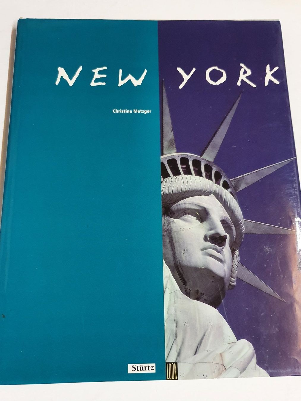 Bücher: New York - Christine Metzger – Gebraucht aus Oberdorf BL von BaldenEagle