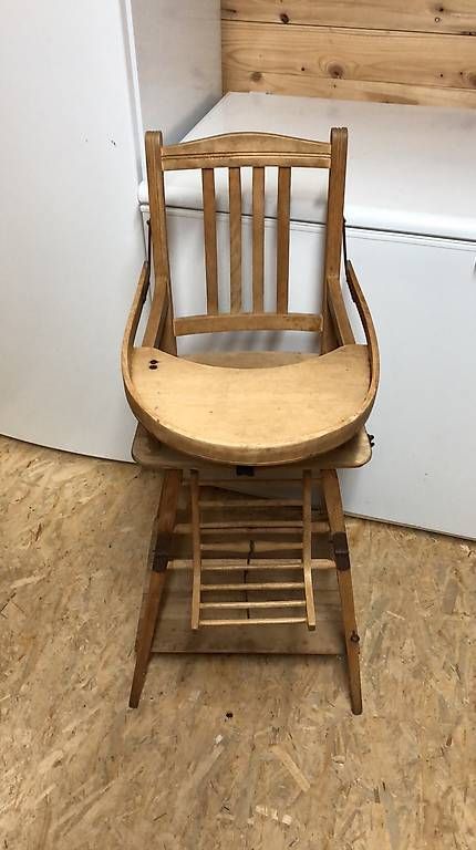 Hochstühle: Antiker Kinderhochstuhl aus Holz – Gebraucht aus Bern von laura1988 1