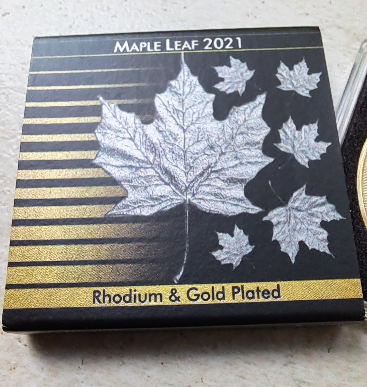 Tutti le monete: 1 OZ Silber Maple Leaf 2021 / Gold-Edition Auflage: 1000Stk – Nuovo e nell'imballaggio originale da Weinfelden venduto da shopping-island 2