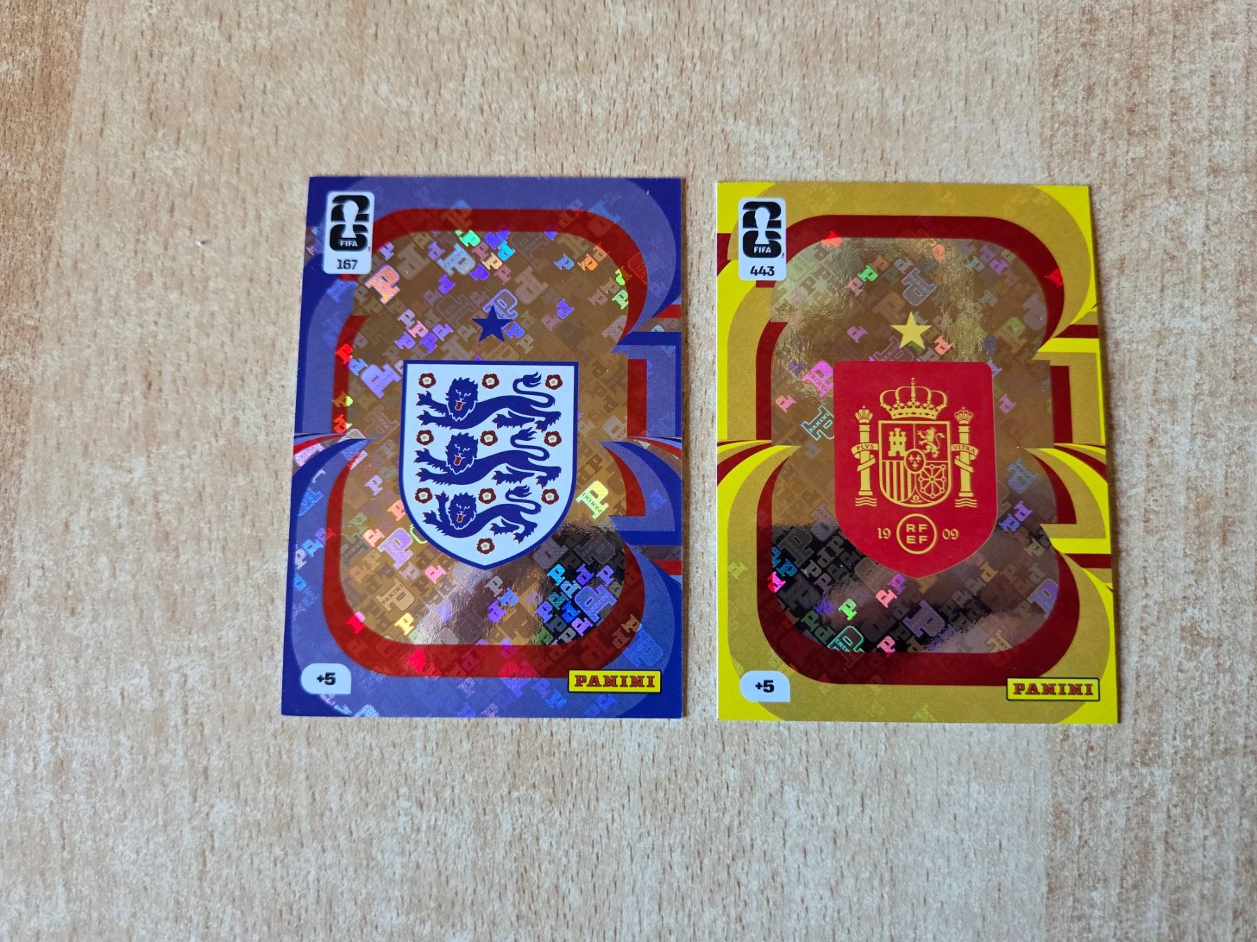 Panini Carte collezionabili: Panini ENG and ESP Sym/ badge – Nuovo (secondo la descrizione) da Romoos venduto da Raf_65zw