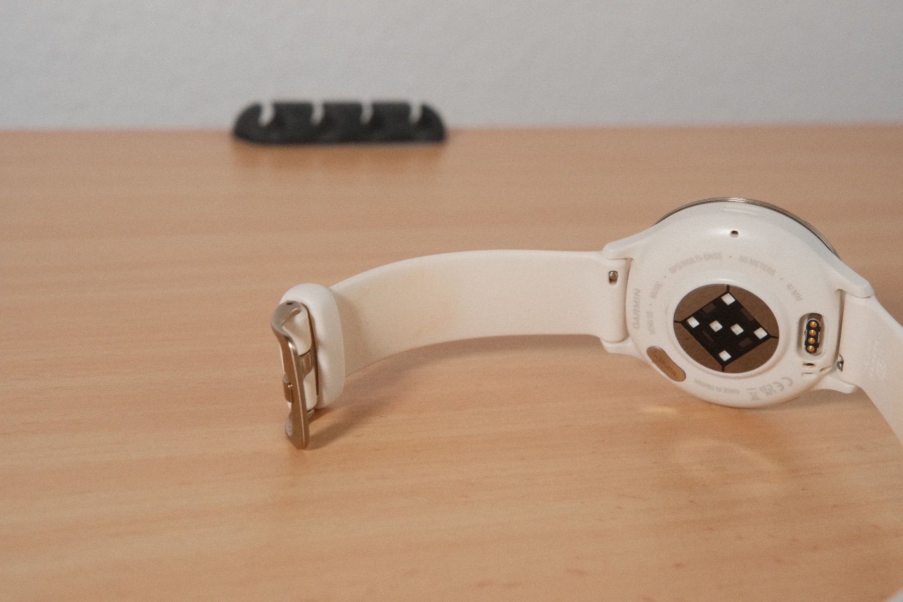 Garmin Smartwatch: Garmin Venu 3s 41mm Elfenbein/Softgold – Usato da Kreuzlingen venduto da jeje98 4