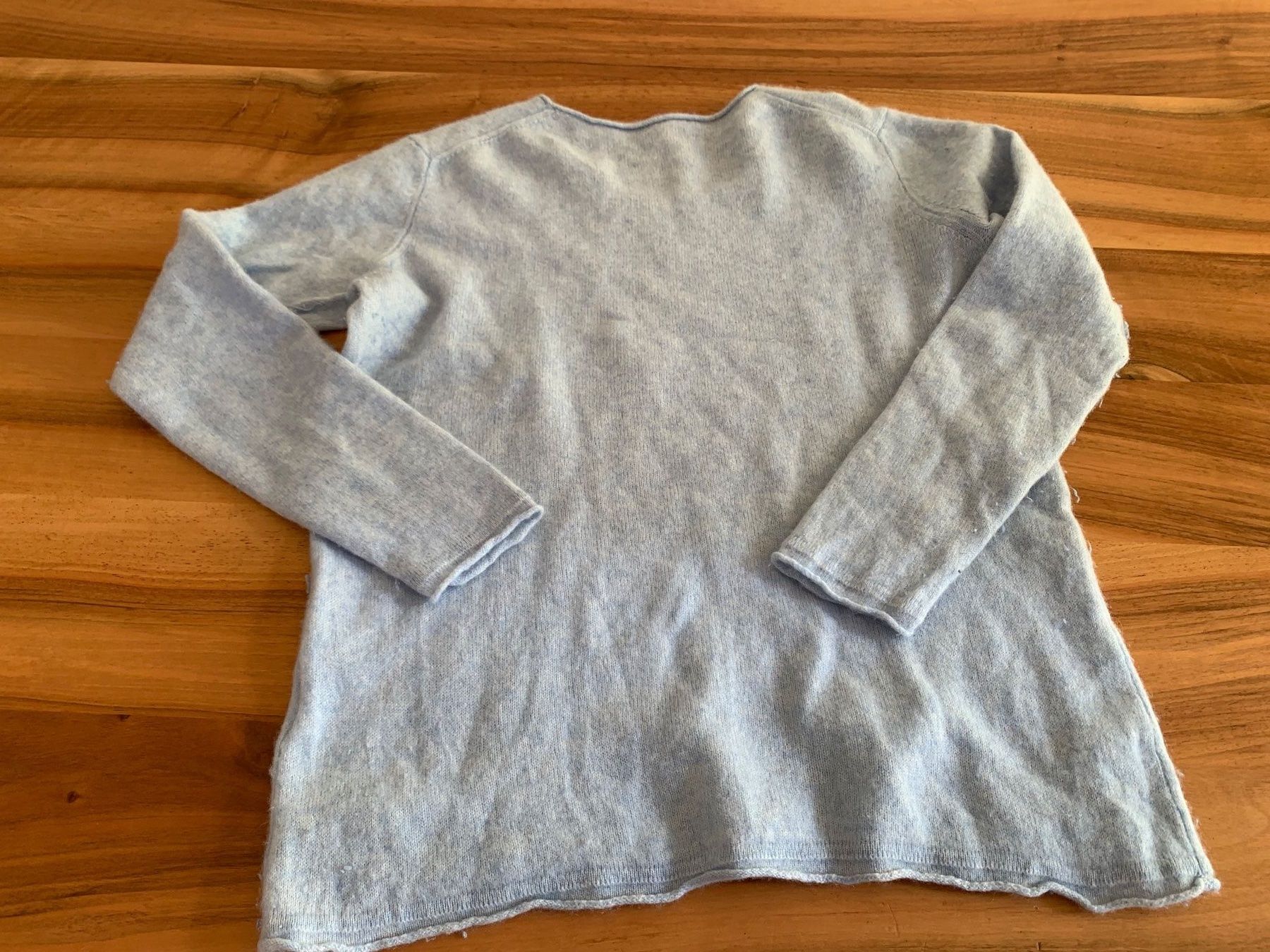 Maglioni & Felpe: Cashmere Pullover, hellblau, Gr. S/M, Kuschelweich – Usato da Meiringen venduto da Stuffandmore 2