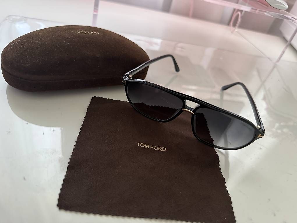 Lunettes & Verres: Tom Ford Bruce Orginal Sonnenbrille – D'occasion à Olten par leoniee290118 2