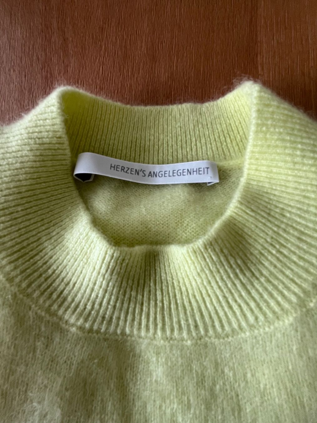 Pullover & Sweatshirts: Pullover HERZEN'S ANGELEGENHEIT, Grösse 40 – Neu und originalverpackt aus Roggwil BE von KarotteV