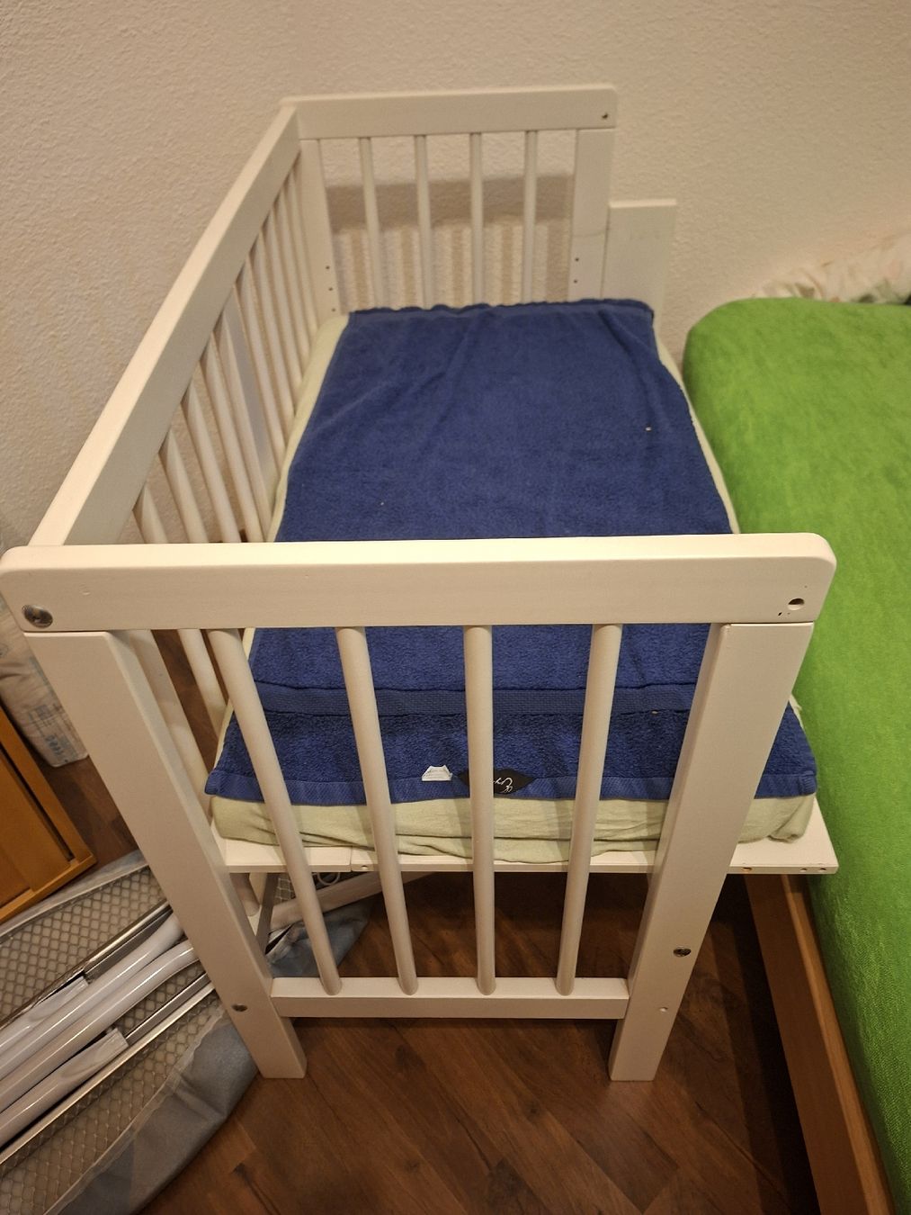 Betten: Kinderbett / Beistellbett Weiss Holz – Gebraucht aus Triesenberg von Anastasia26 3