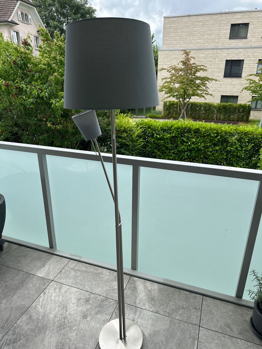 Lampade: Stehlampe – Usato da Uttwil venduto da jer_fp9q
