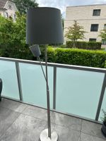Stehlampe