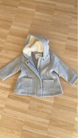 NEW - Old Navy hooded coat grey toddler size like new