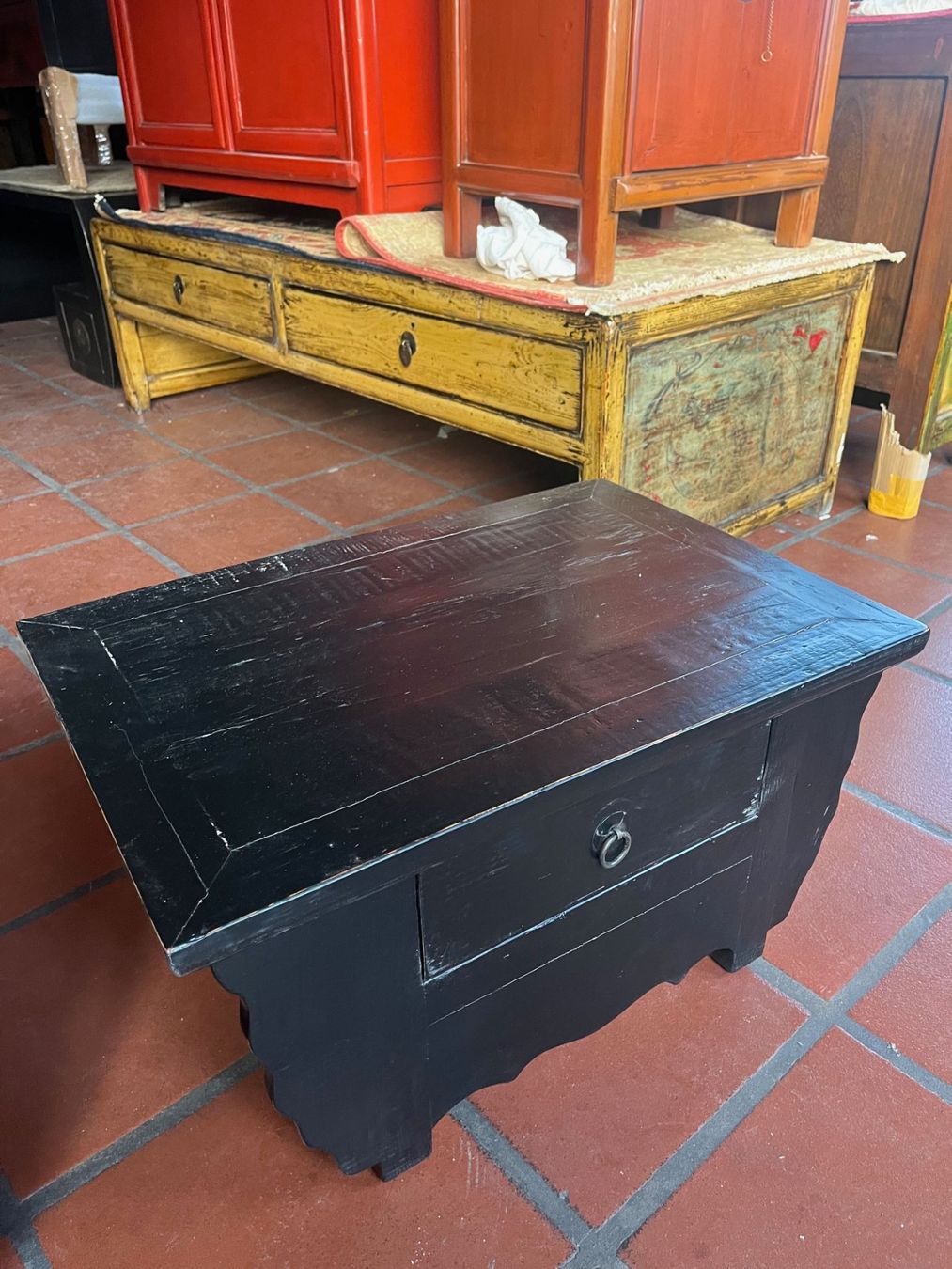 Cassettiere: Schwarzer Vintage Beistelltisch/Buddha Altar – Nuovo (secondo la descrizione) da Cham venduto da mjg1901 5