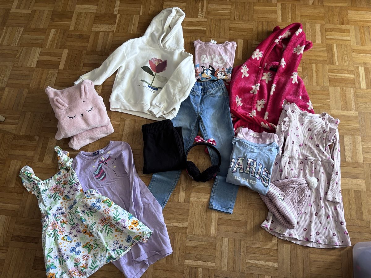 Lotti & Set di vestiti: Kleiderset Mädchen Gr. 110/116 – Usato da Jona venduto da SaF0da
