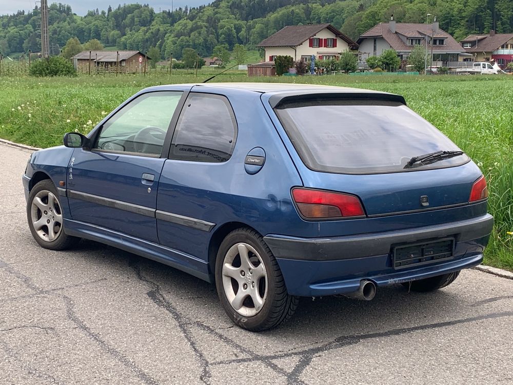 Peugeot 306