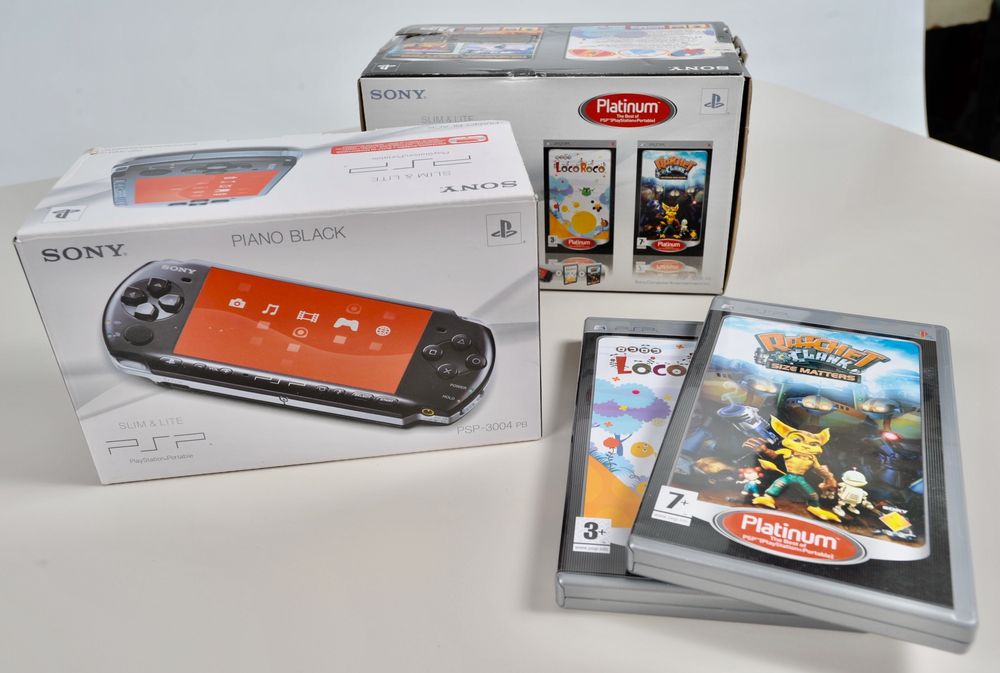Sony PSP 3004 2 Game Set OVP, LocoRoco   Ratchet | Kaufen auf Ricardo