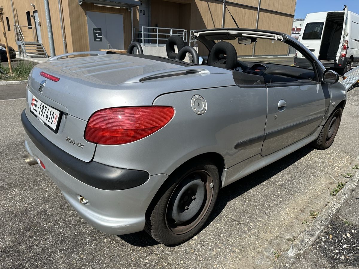 Peugeot Automobili: Peugeot 206 Cabrio cc – Usato da Reinach AG venduto da rares75 1