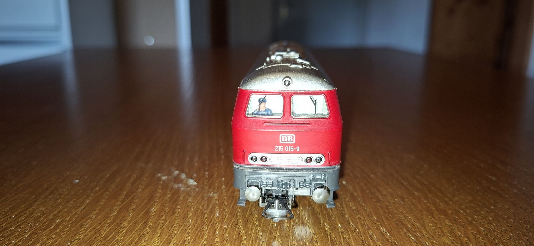 Roco Modellini di ferrovie: Roco Analog DC Lok 215 015-9 Defekt. – Difettoso da Pfäffikon ZH venduto da gub_2j76 4