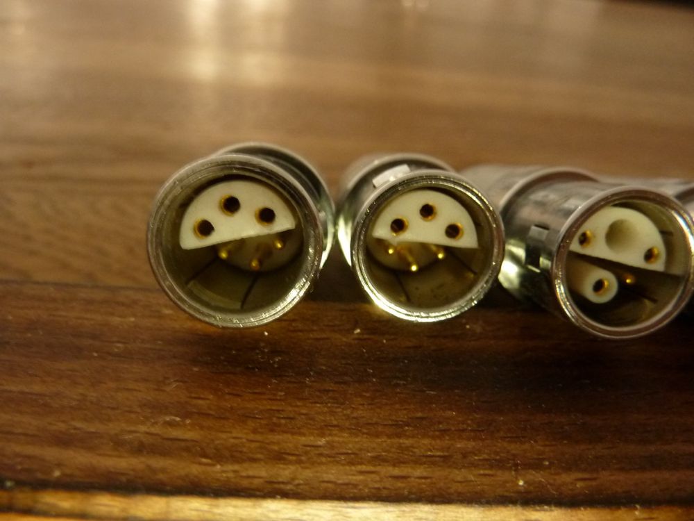 LEMO SWISS Metallstecker 6 Pin Halbmond Rundstecker (Gebraucht) in ...
