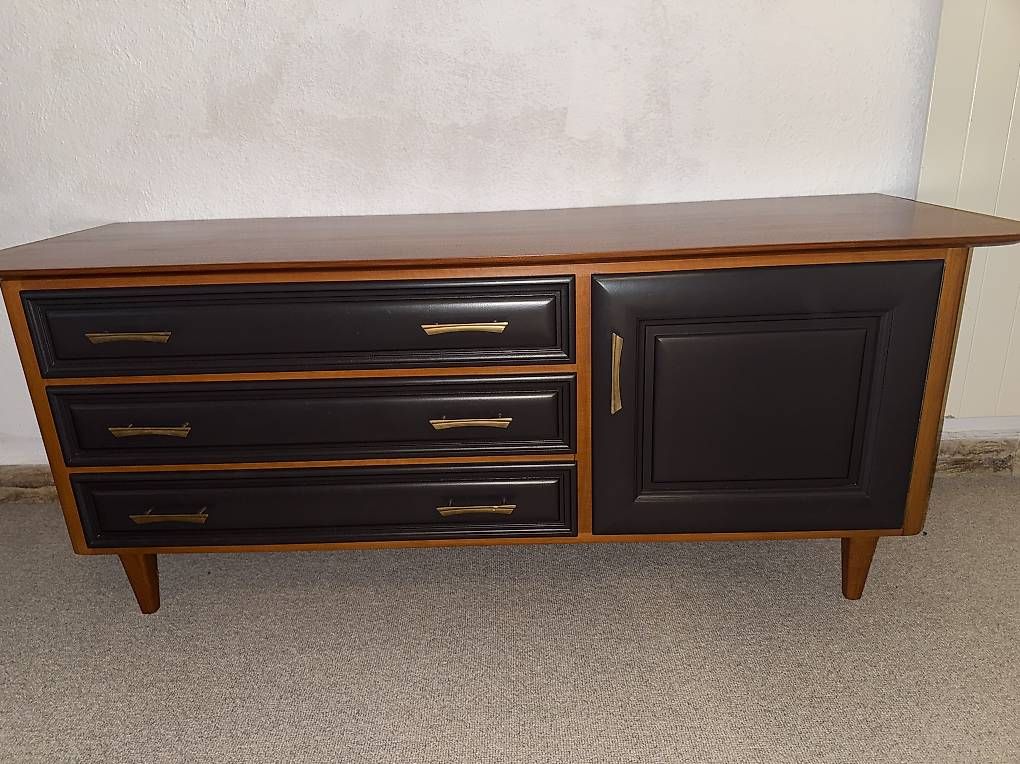 Cassettiere: Sideboard / Kommode  Mid-Century Stil – Usato da Zeglingen venduto da sandronico