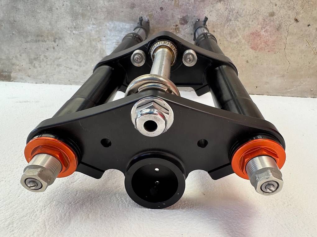 Strada: Kit cadre café racer Honda CB550 – Usato da St-Saphorin-Lavaux venduto da lou_g669 2