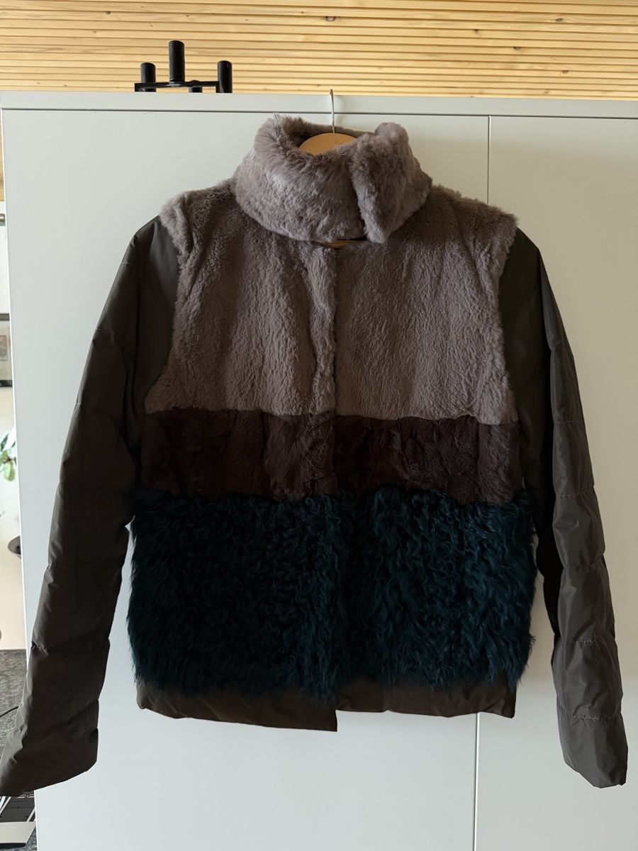 Twinset Jacken: Twin-Set fur puffer jacket – Gebraucht aus Uerikon von kot_7lql