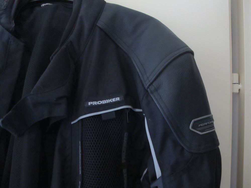 Vestes: Motorrad Jacke Probiker Herren Gr. 48 Sehr Guter Zustand – D'occasion à Altnau par LinaAuktion 2
