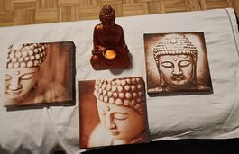 Statuetta Buddha dorato per la tua casa con tre quadri 20x20