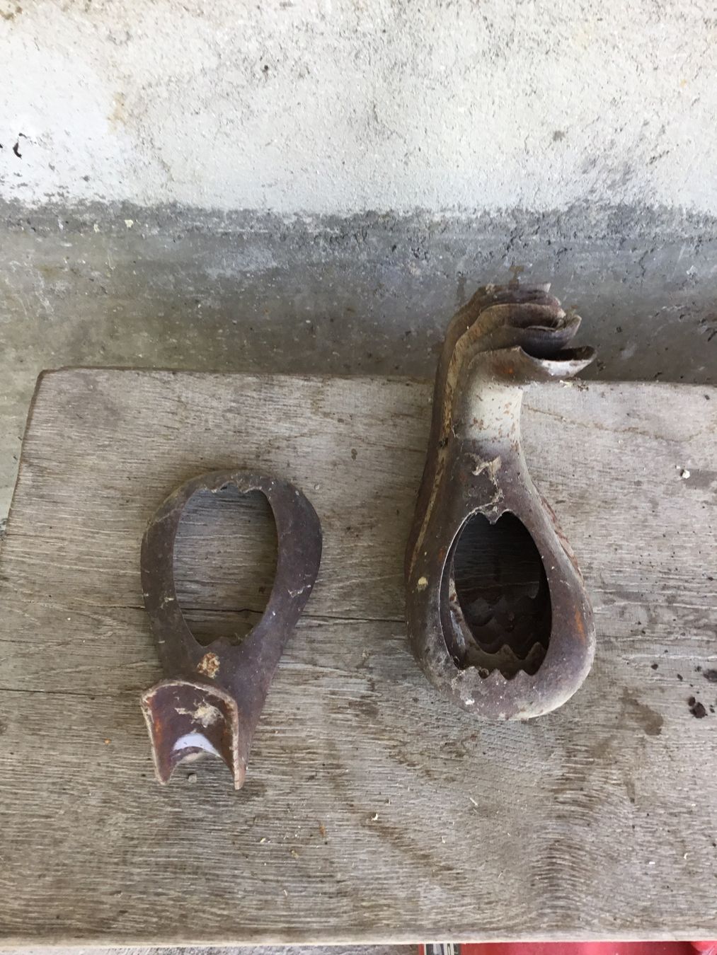 Quincaillerie: Baumhacken – D'occasion à Ottoberg par schenk01