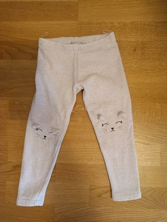 Mädchen Leggings Katzenmotiv hellgrau Grösse 116 guter Zusta