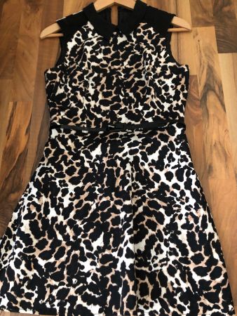 Kleid (Julien Macdonald) Gr 38 mit Gürtel