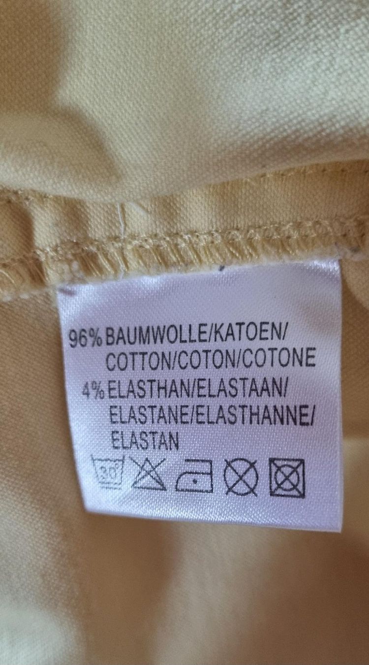 Alba Moda Pantalons: Bermuda ALBA MODA T48 – D'occasion à Tolochenaz par nieeva 2