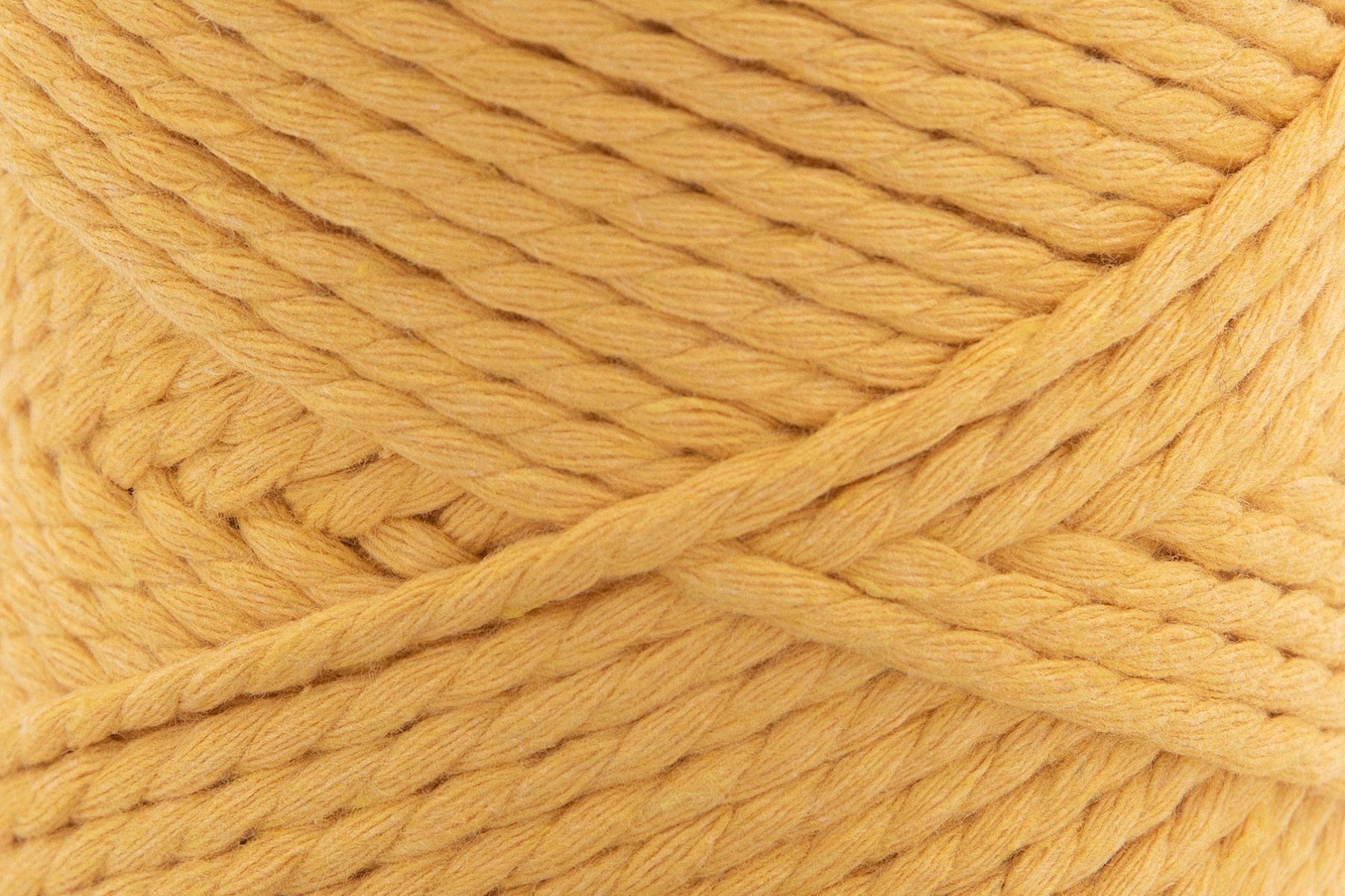 Wolle: Macramè 330g ca. 95 m garn konen Khaki 3 basteln – Neu und originalverpackt aus Buchs SG von Billikatze5