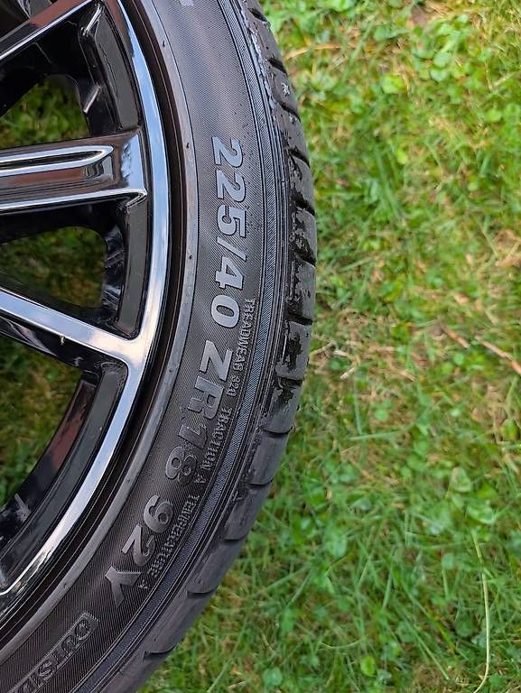 Cerchioni: Autofelgen mit Sommerreifen – Usato da Wettingen venduto da pei_v5cc