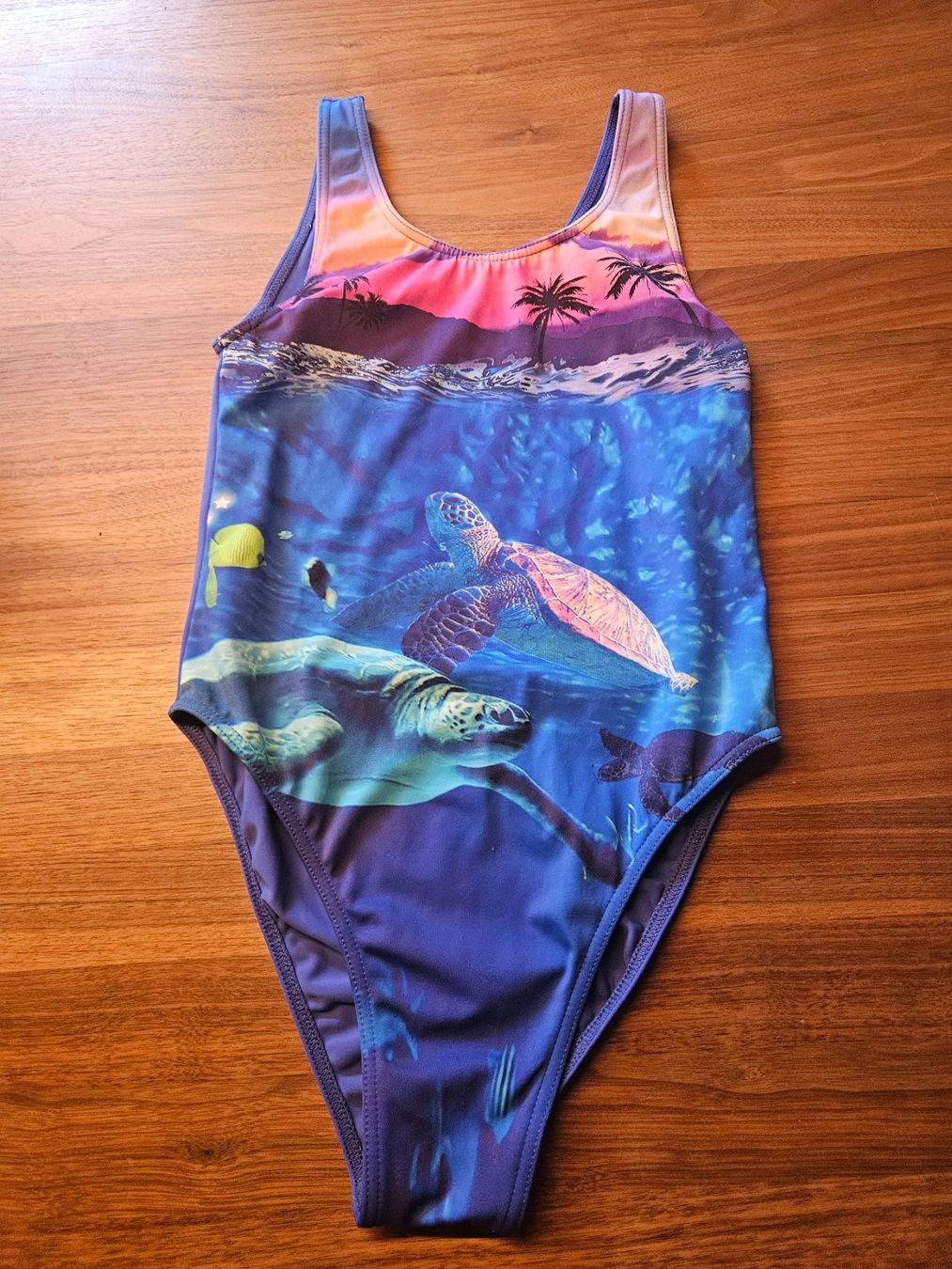 Costumi da bagno & Bikini: Wunderschönes Badekleid 128/134  wie Molo – Usato da Rifferswil venduto da fle_5nqr