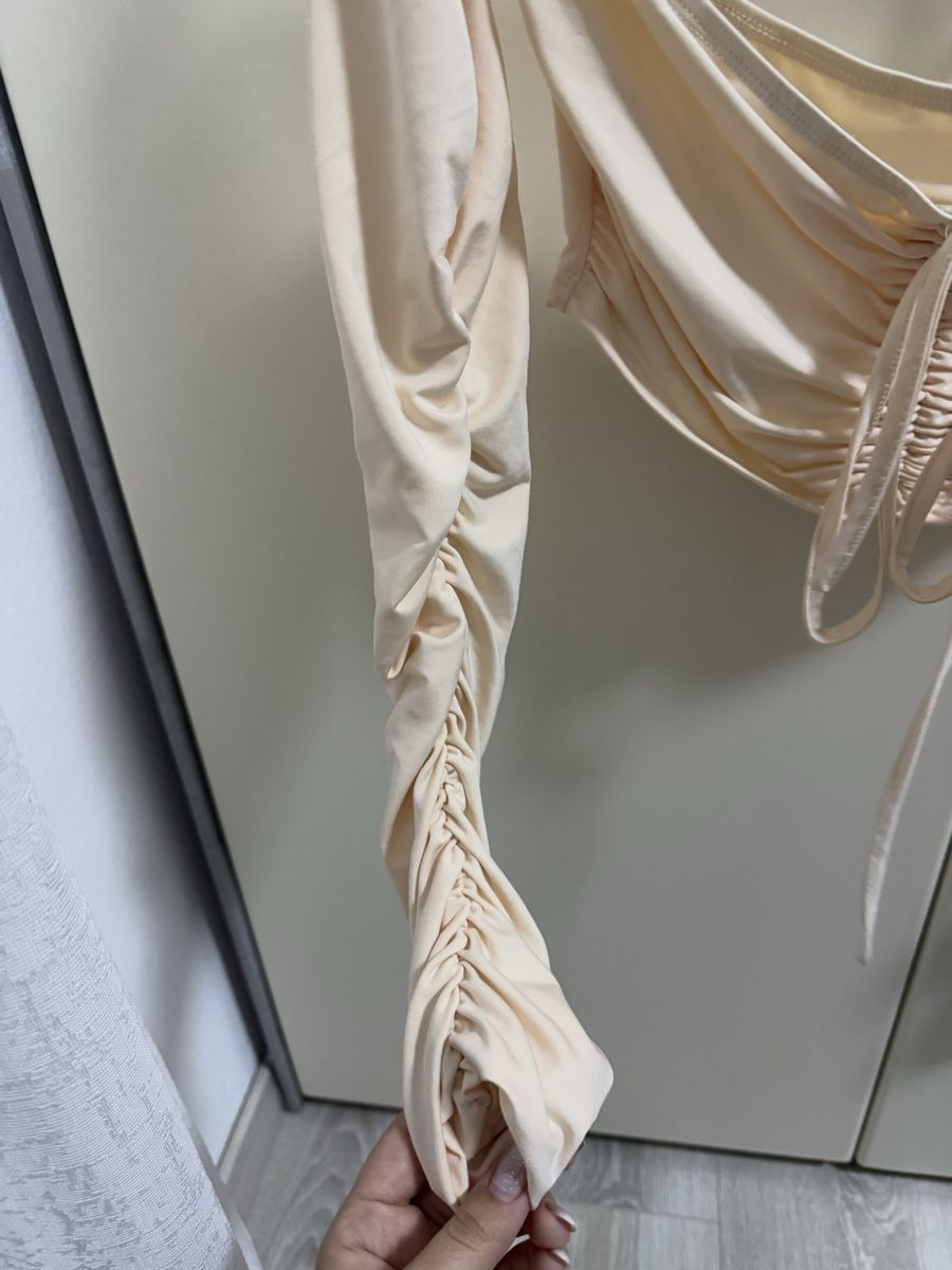 Top: Top elegante color crema_S – Usato da Lugano venduto da ari_2v6v 3