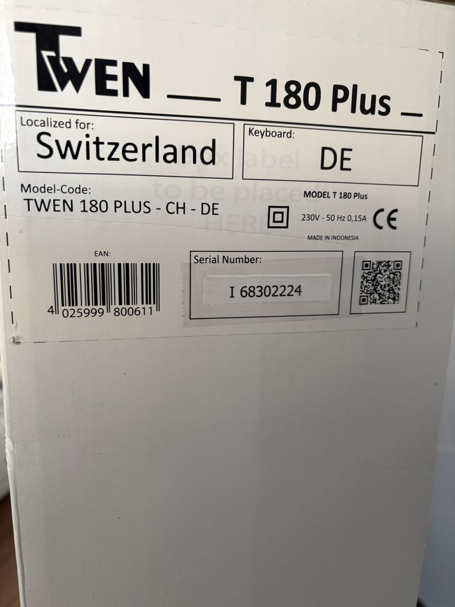 Macchine da scrivere: Elektronische Schreibmaschine  – Usato da Wolfwil venduto da autolindemann 5