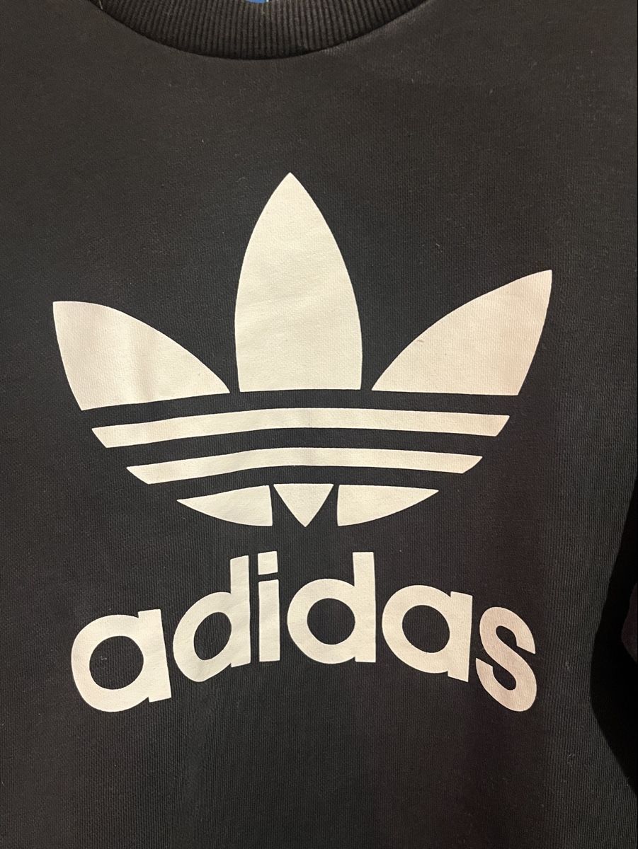 Adidas Pullover & Sweatshirts: Adidas Sweatshirt mit Vintage Look – Gebraucht aus Samedan von K7kgh 1