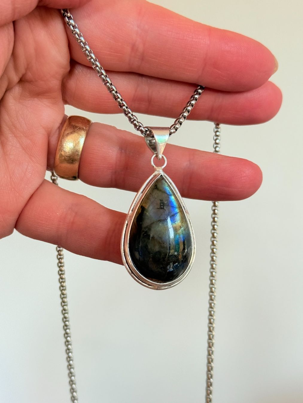 Catenine: Collier Labradorite - Bijou Élégant, Neuf! – Nuovo e nell'imballaggio originale da Genève venduto da AGBERG 2