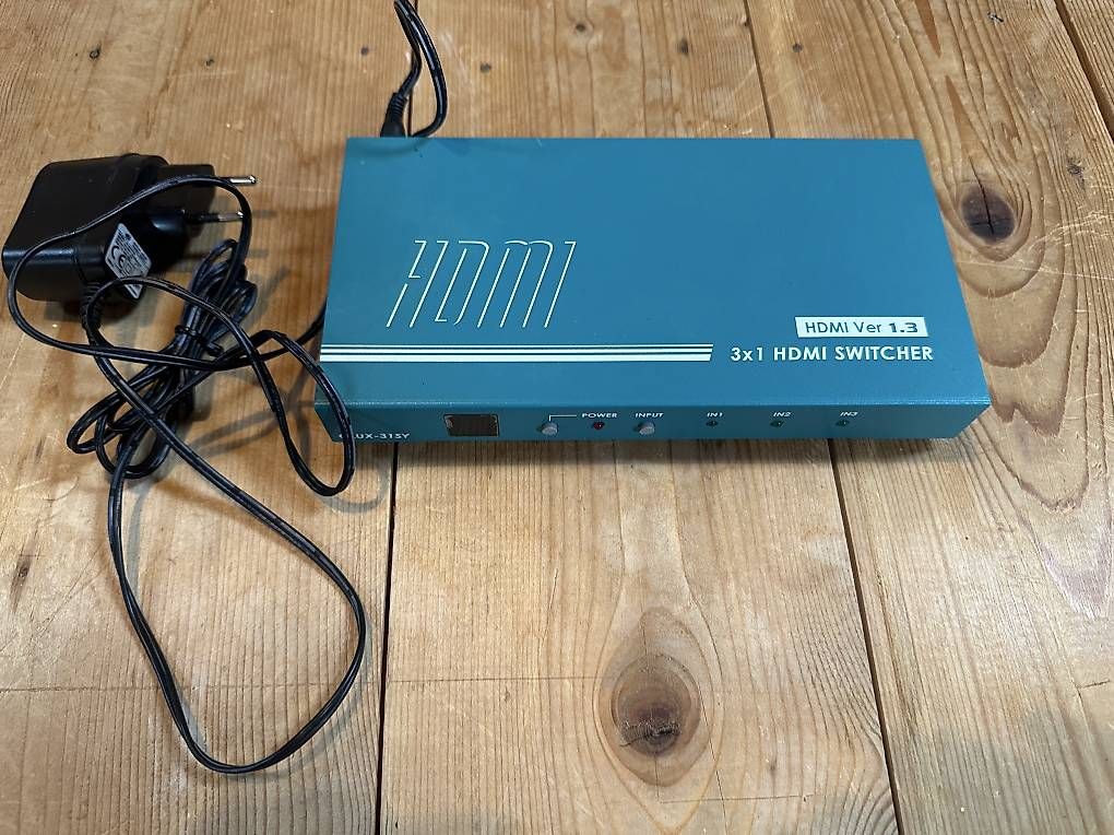 Adattatori: Switch HDMI – Usato da Assens venduto da fabien1042 1