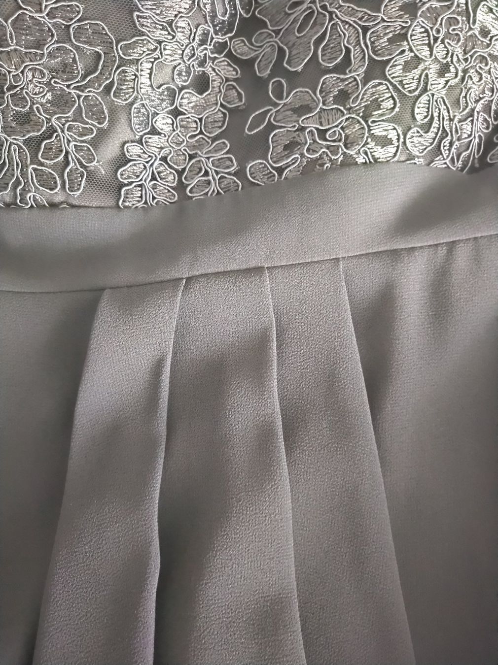 Kleider: Vokuhila Abendkleid/Festkleid – Gebraucht aus Salenstein von Silly...0 4