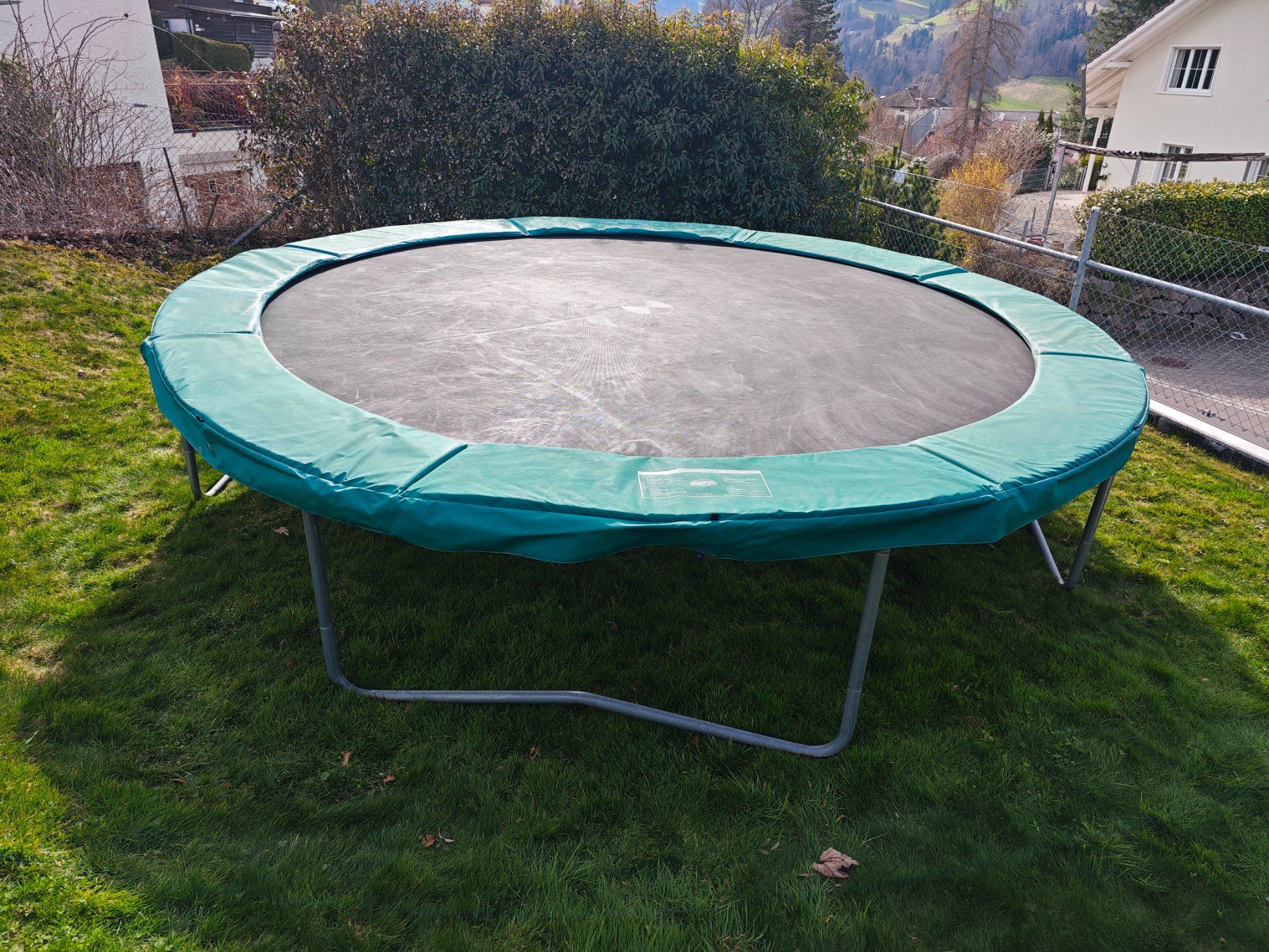Trampolini: Trampolin Berg Champion Regular 430cm – Usato da Lichtensteig venduto da Maesi666