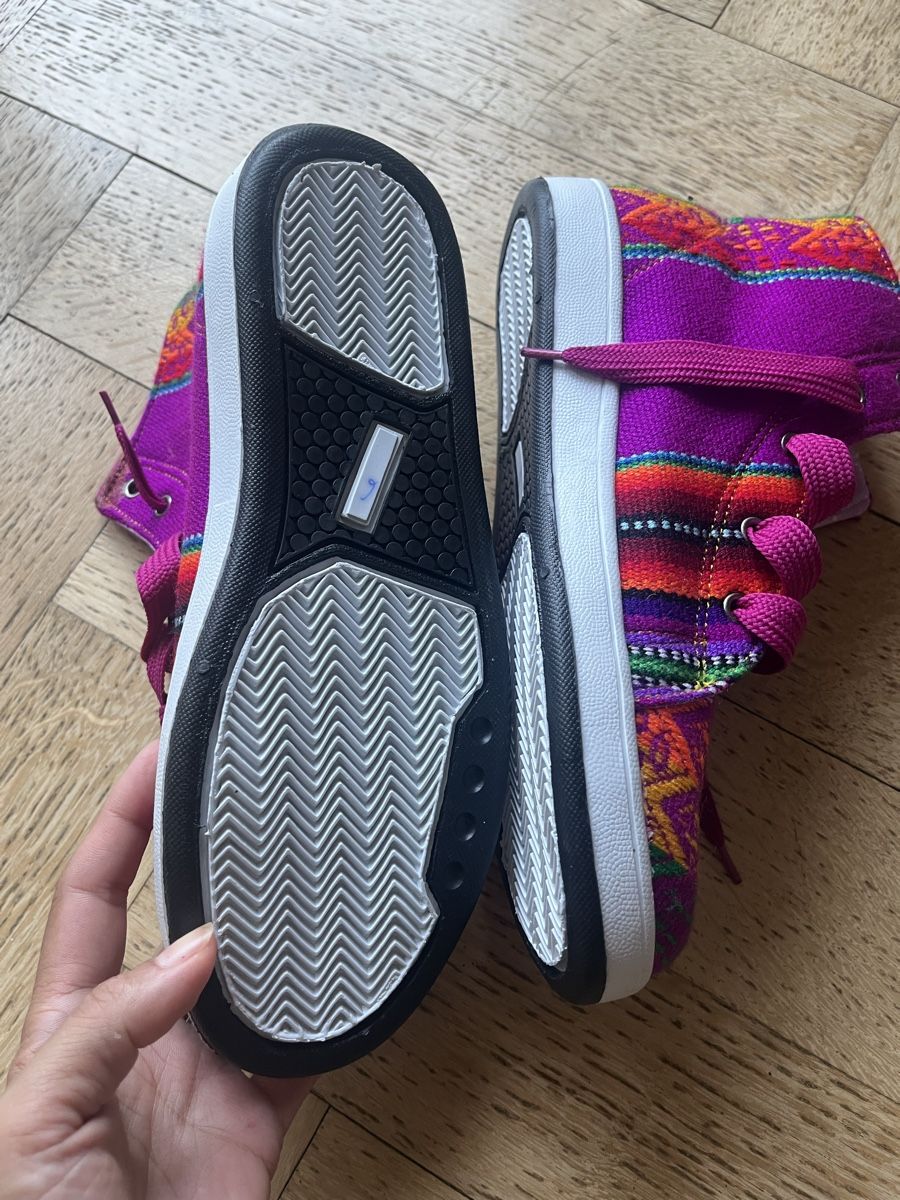 Scarpe da donna: High-Top Sneaker Damen Grösse 39 Muster Neu – Nuovo (secondo la descrizione) da Olten venduto da sae_82z2 2
