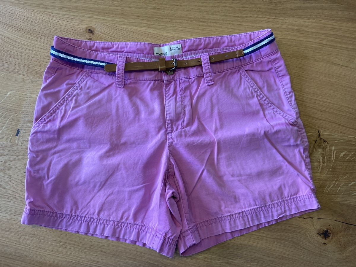Lotti di vestiti: 3er Set kurze Hosen in Gr.36 – Usato da Arth venduto da ssu_8v2j 1