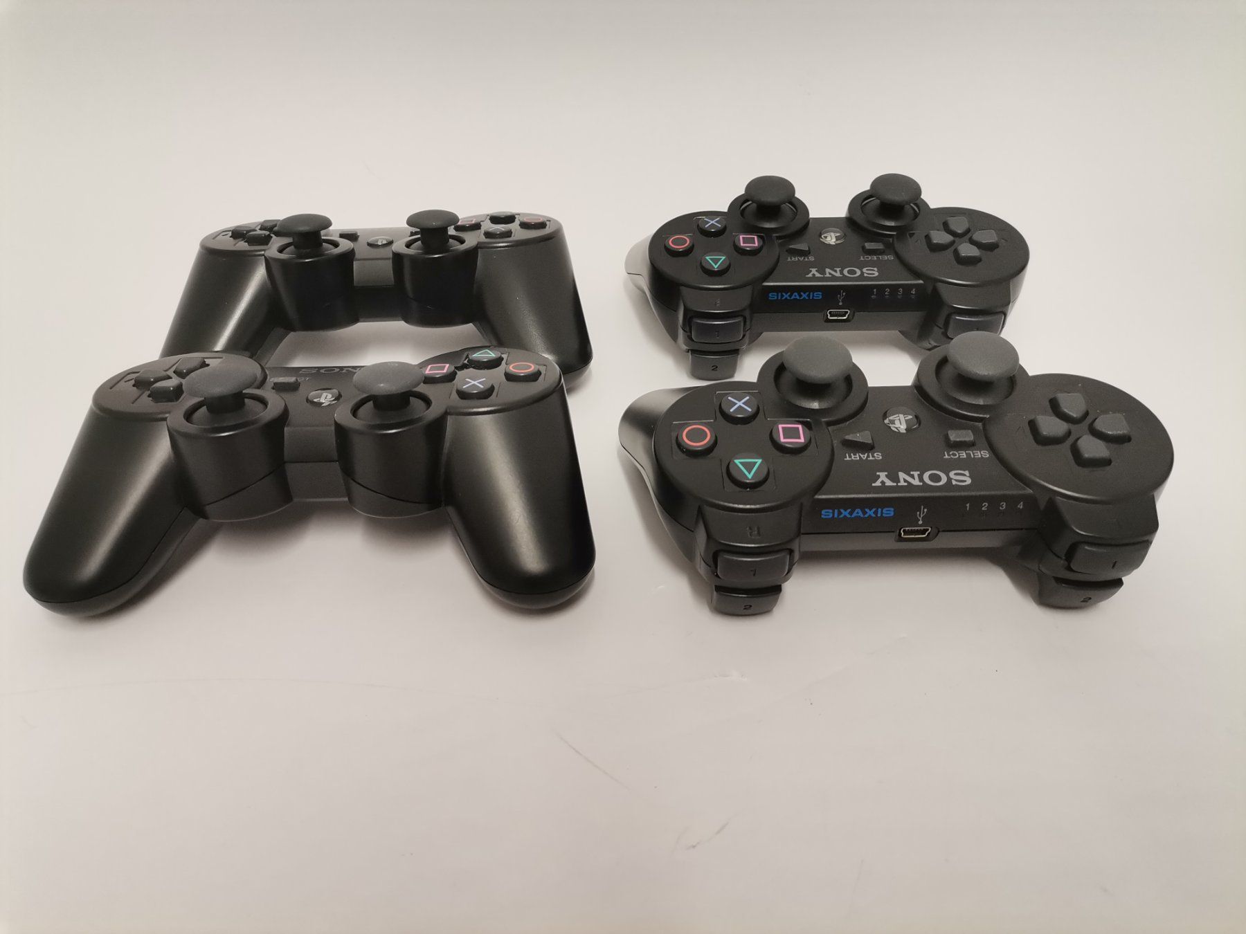 Sony Console: SONY PLAYSTATION 3 inkl. 4 Controller & Games – Usato da Schaffhausen venduto da Restwert_SH 1