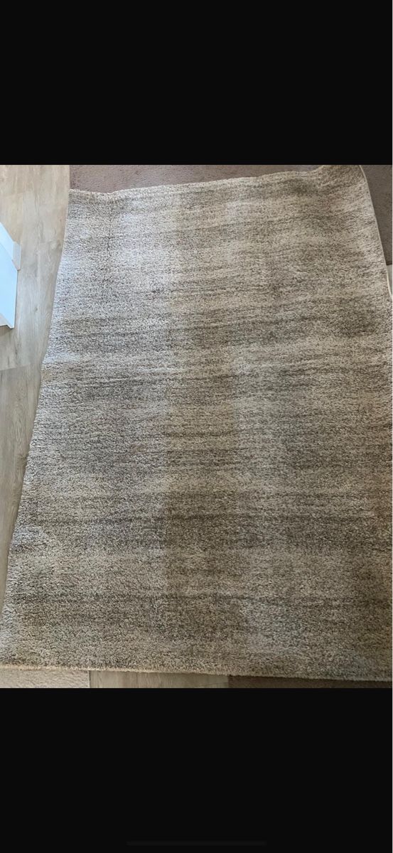 Teppiche: Tapis – Gebraucht aus Corcelles-Payerne von ale_2qmn