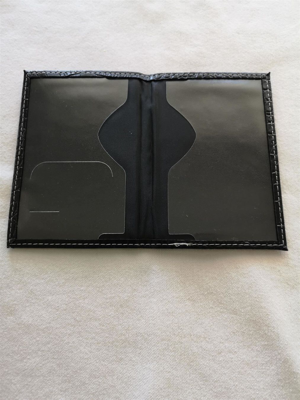 Covers & Schutzfolien: Passhülle Passport Brieftasche (schwarz) – Neu und originalverpackt aus Winterthur von trend-produkte 1