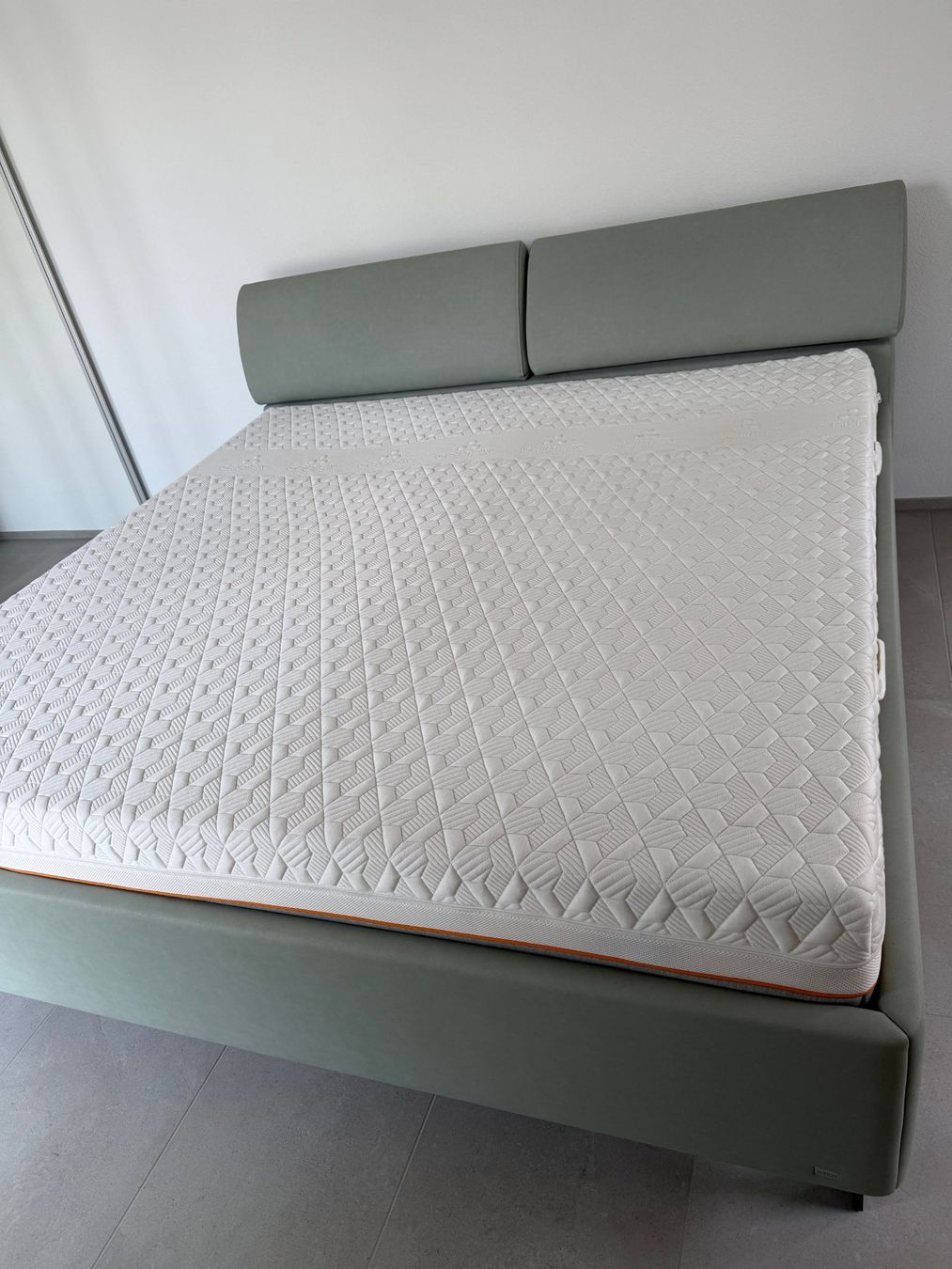 Letti: Boxspringbett RUF Casa 200x200cm Top Zustand – Usato da Aarau Rohr venduto da HappyKoala 2