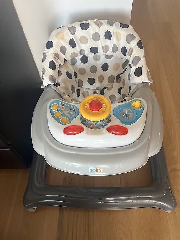 Fahrzeuge für Kinder: Babylauflernhilfe – Gebraucht aus Basel von joc_8yx9