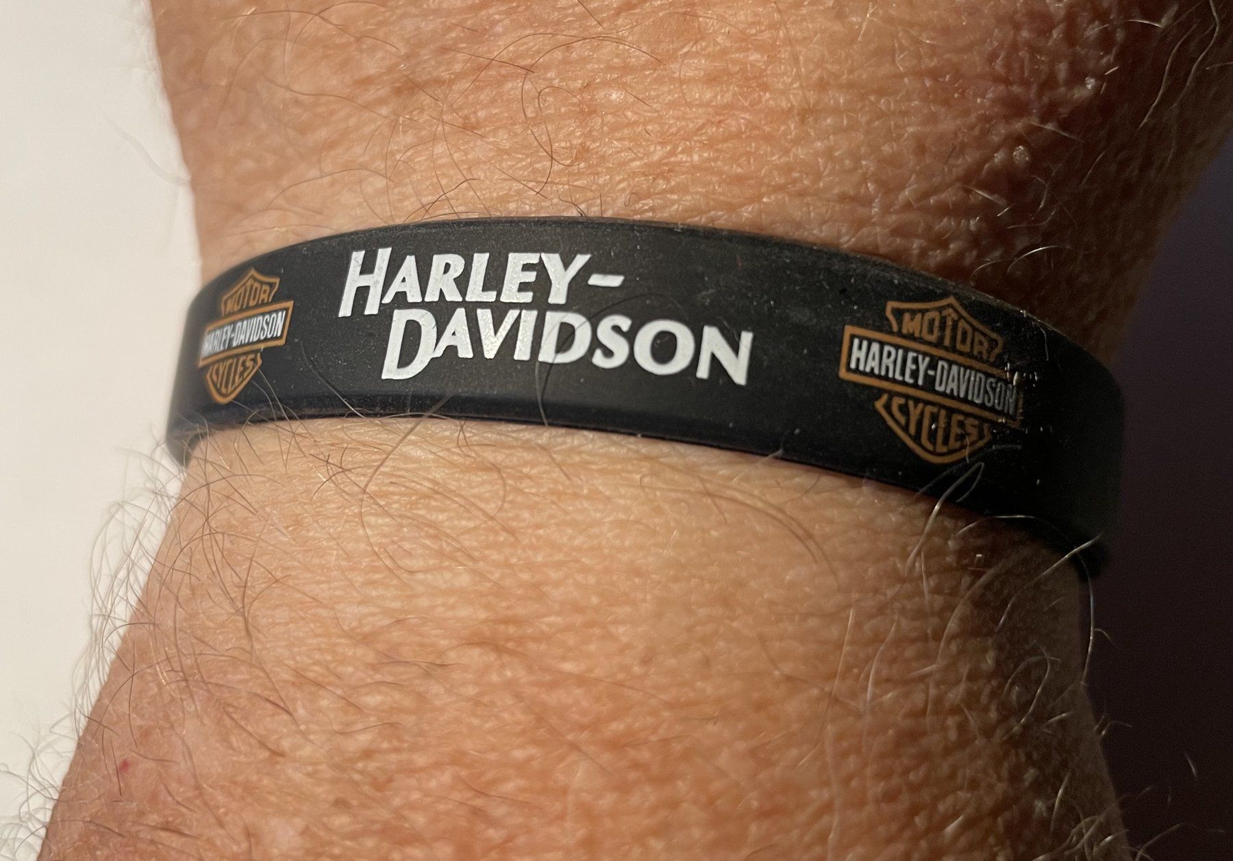 Harley-Davidson Bracelets: Harley Davidson - bracelet silicone – Neuf (Voir description) à APPLES par az02