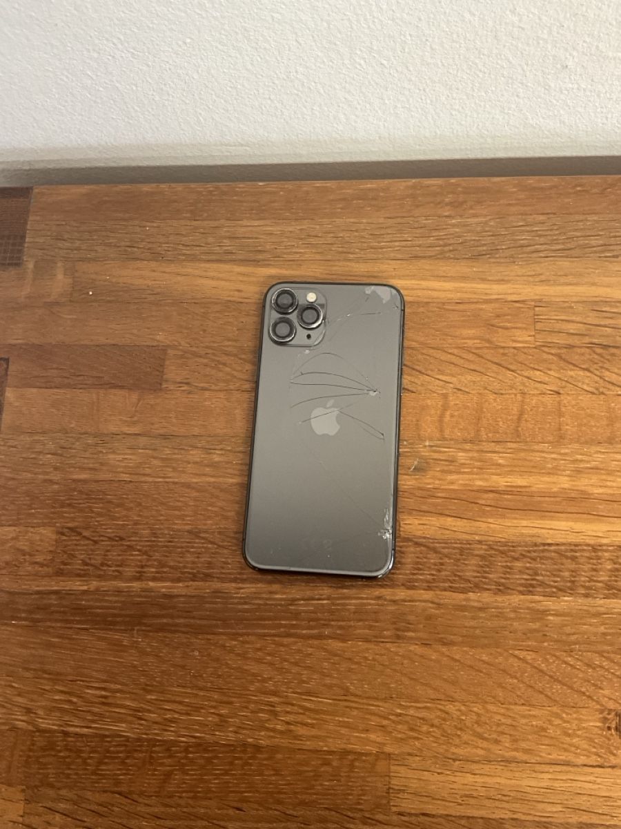 Apple Handys / Smartphones: iPhone 11 Pro  – Defekt aus Biel/Bienne von Mobile-Smart 1