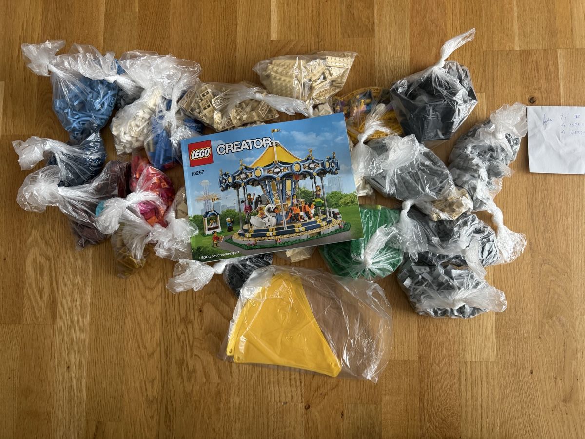 Lego Kit di costruzioni: Lego Karussell 10257 gebraucht – Usato da Schwarzenburg venduto da Schrepfer 1